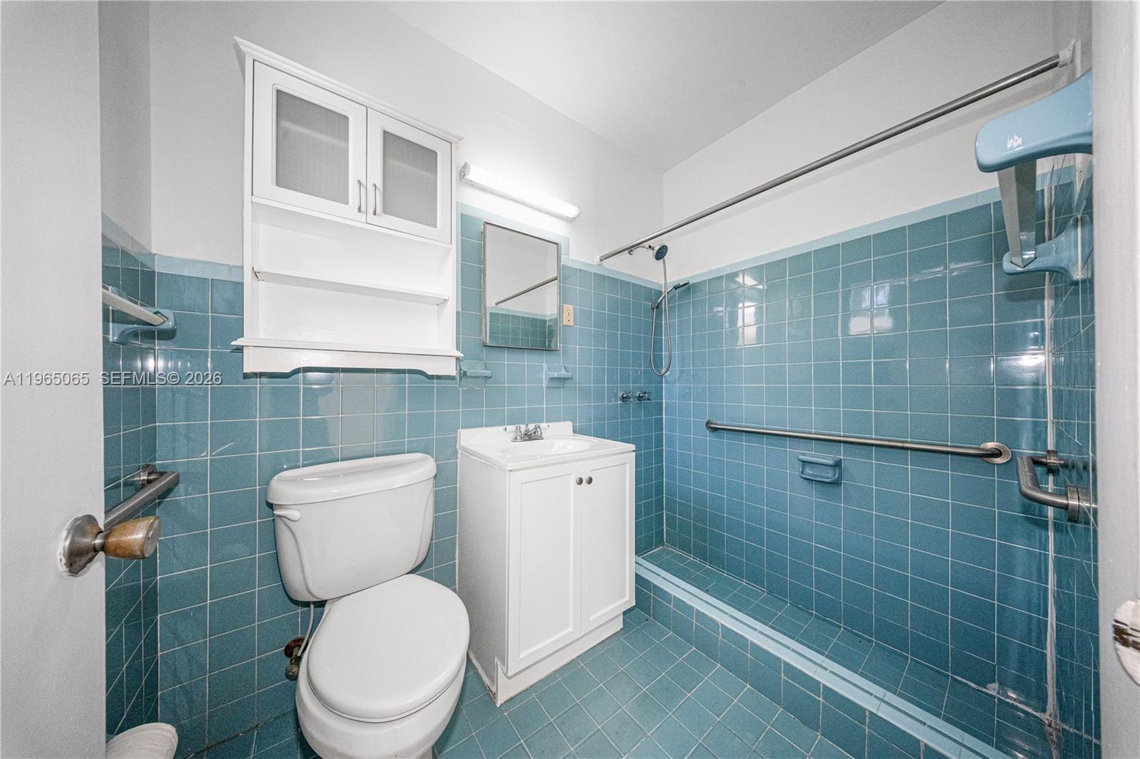 3330 SW 2nd St Miami, FL 33135