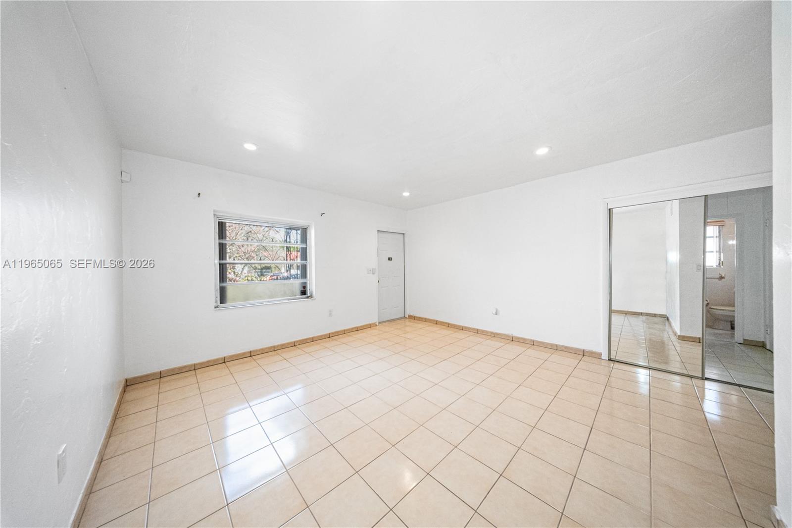 3330 SW 2nd St Miami, FL 33135