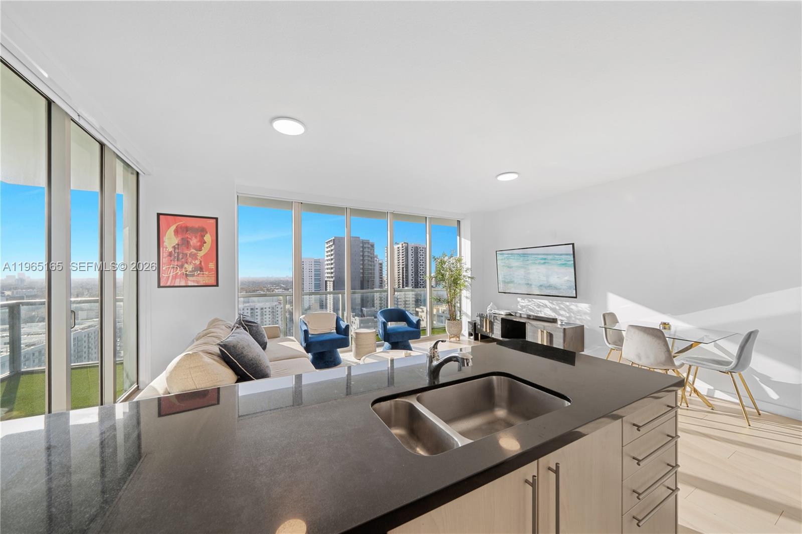 image Axis on Brickell North7