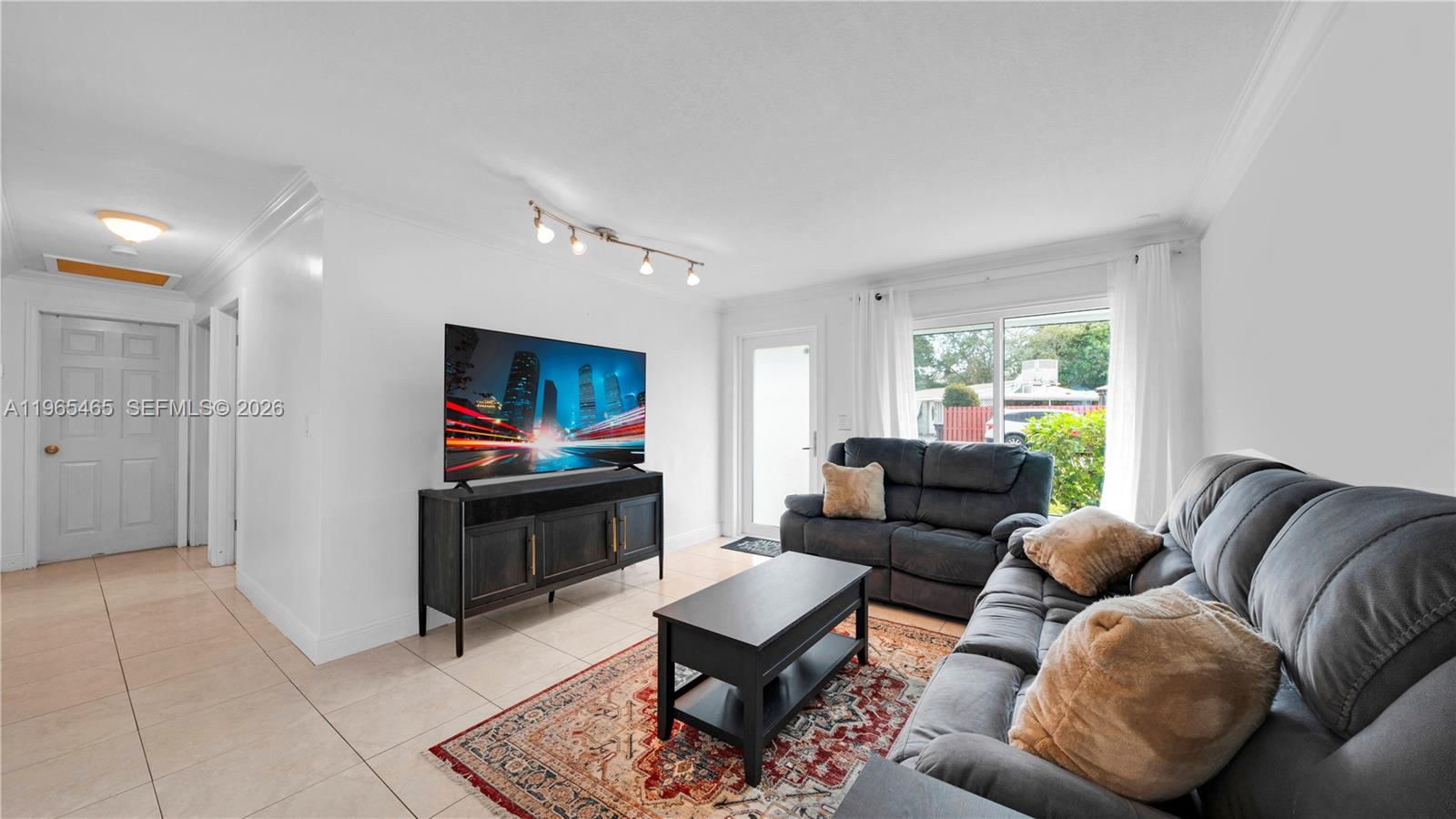 3036 N 58th Ave Hollywood, FL 33021