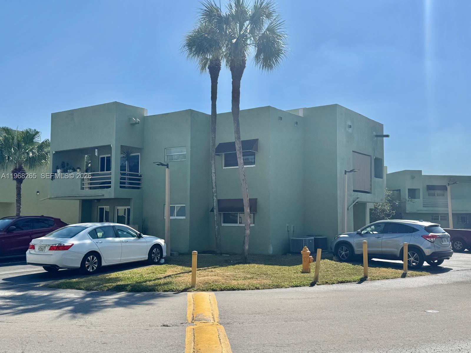 11163 NW 7th St #204-19