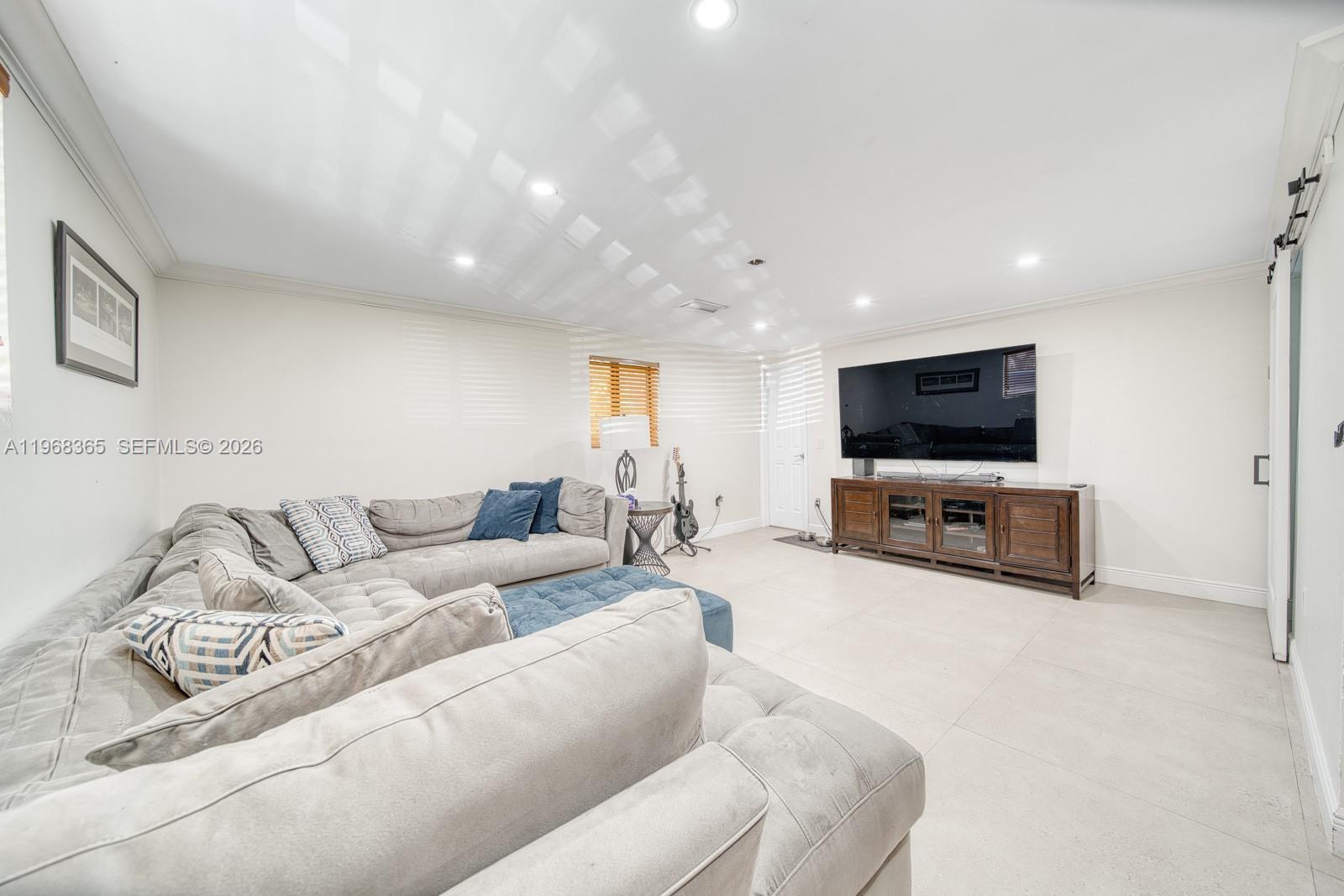 8245 SW 149th Dr Palmetto Bay, FL 33158