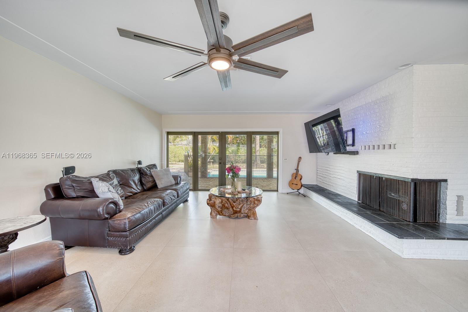 8245 SW 149th Dr Palmetto Bay, FL 33158