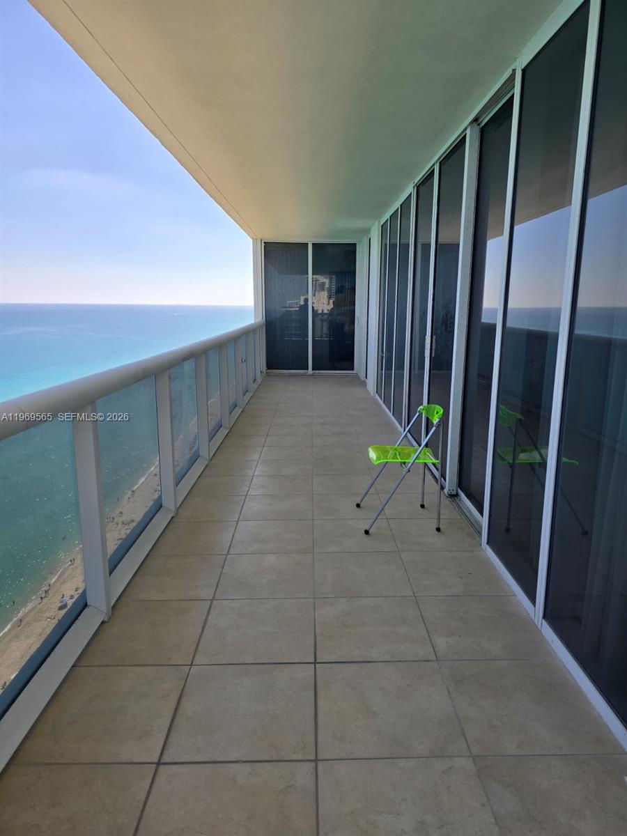 1830 S Ocean Dr #2701 Hallandale Beach, FL 33009