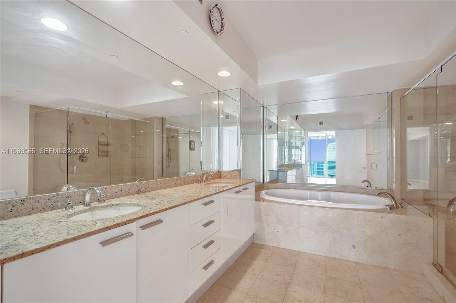 1830 S Ocean Dr #2701 Hallandale Beach, FL 33009