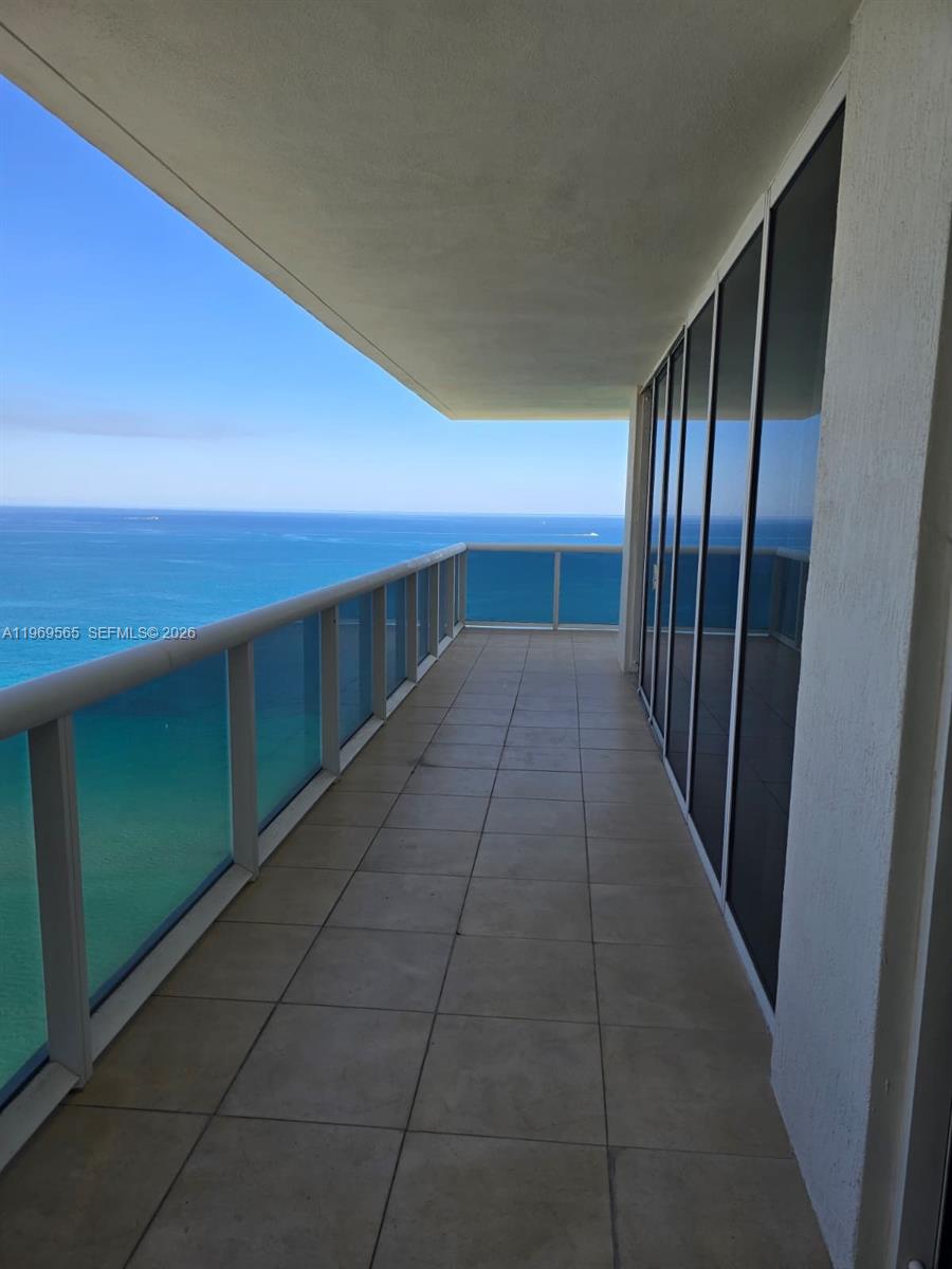 1830 S Ocean Dr #2701 Hallandale Beach, FL 33009