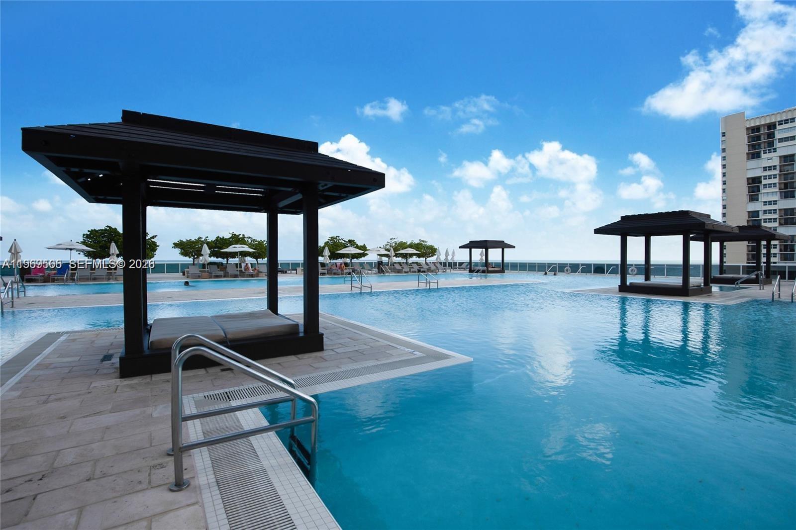 1830 S Ocean Dr #2701 Hallandale Beach, FL 33009