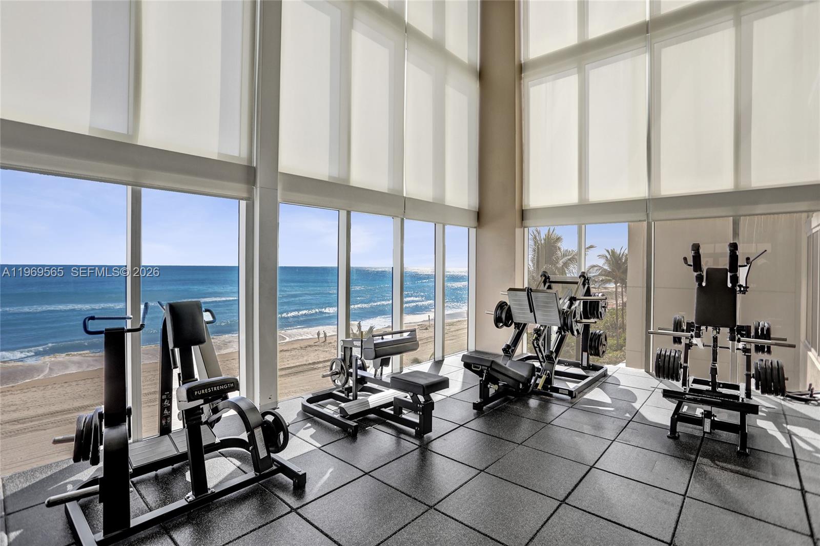 1830 S Ocean Dr #2701 Hallandale Beach, FL 33009