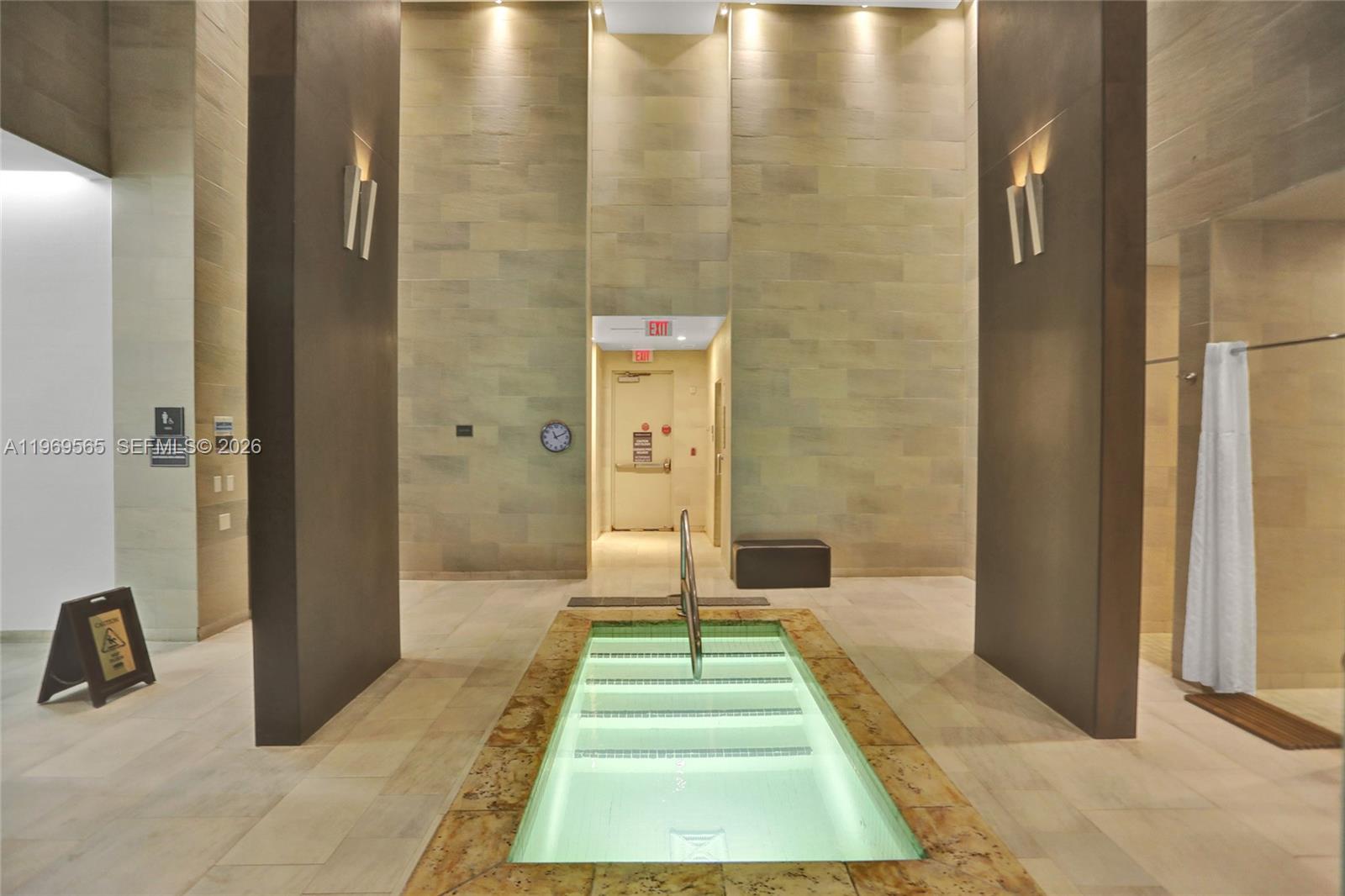 1830 S Ocean Dr #2701 Hallandale Beach, FL 33009