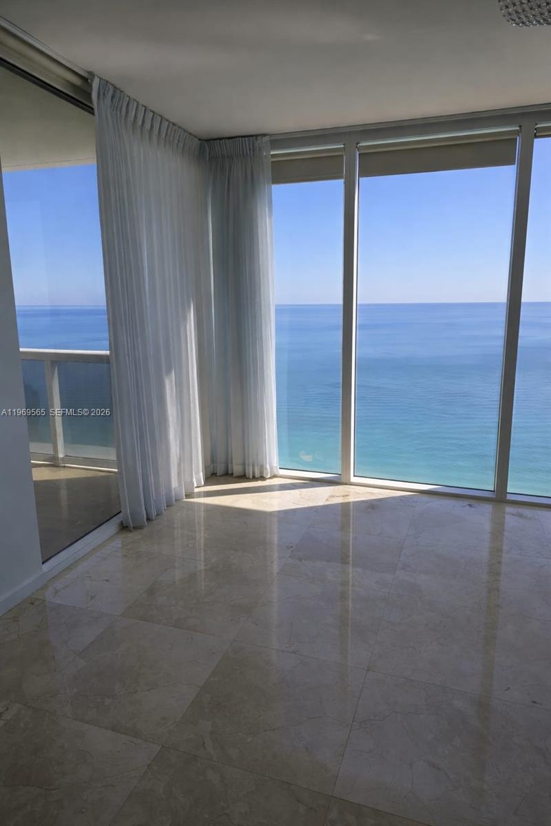 1830 S Ocean Dr #2701 Hallandale Beach, FL 33009