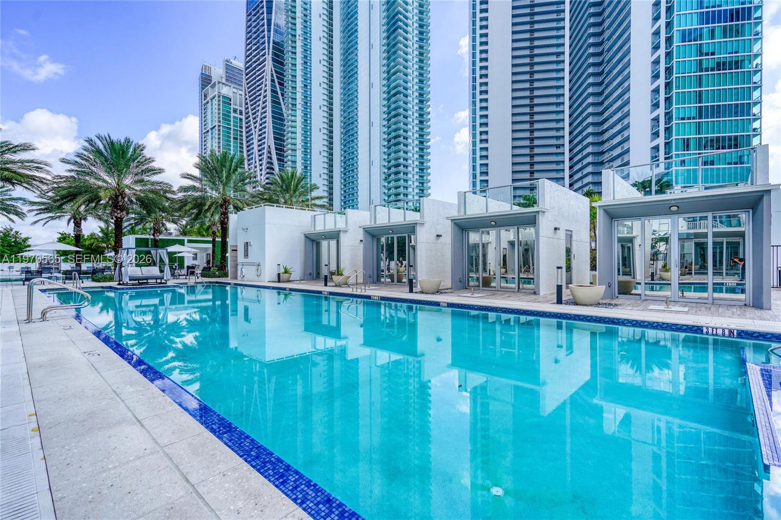 851 NE 1st Ave #3202 Miami, FL 33132