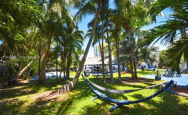 213 S Ocean Blvd Pompano Beach, FL 33062