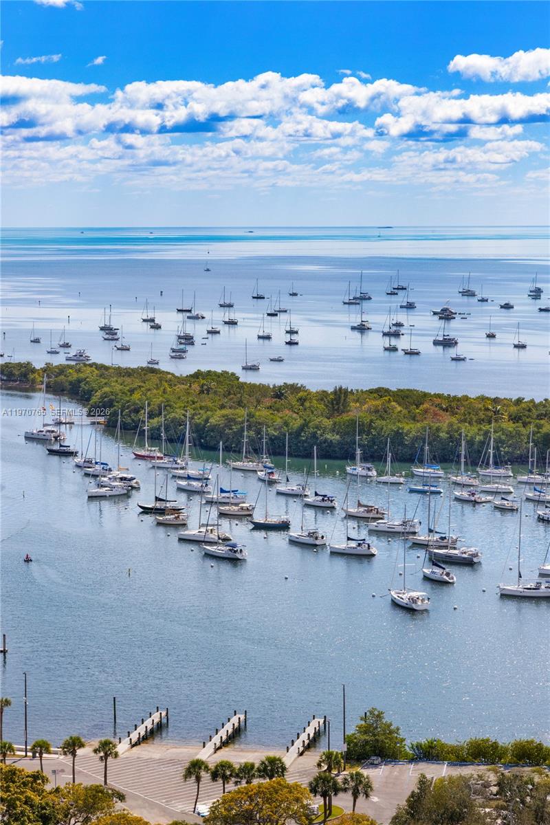 2831 S Bayshore Dr #2201