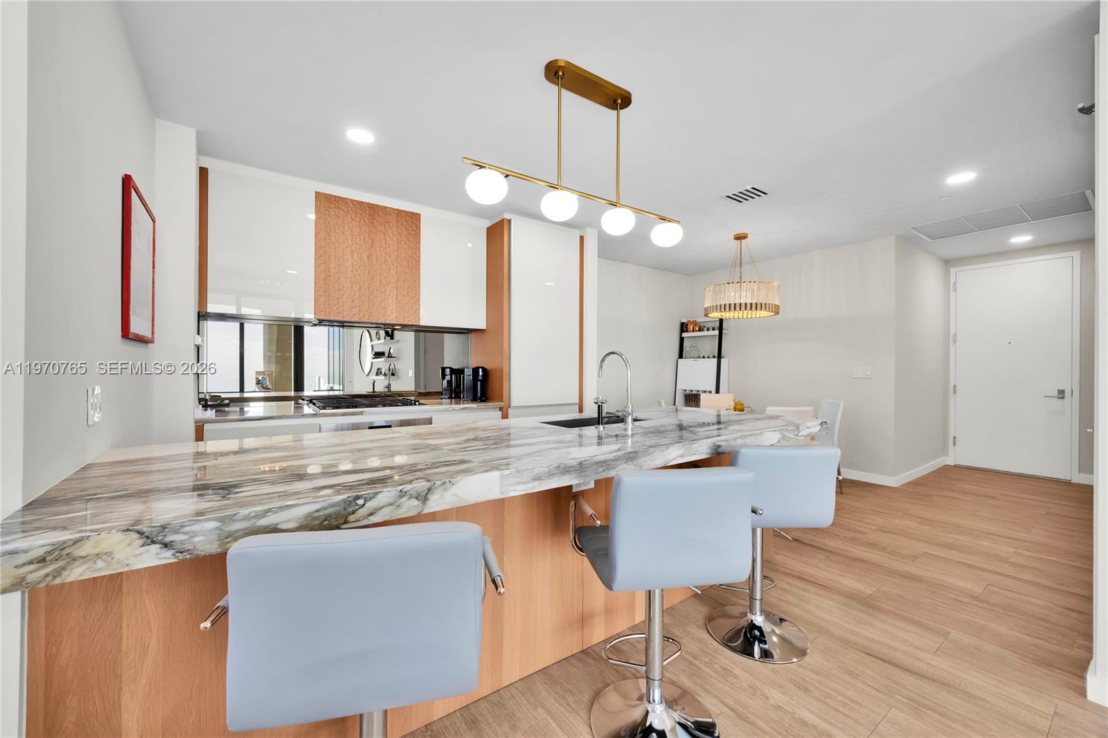 2831 S Bayshore Dr #2201 Miami, FL 33133