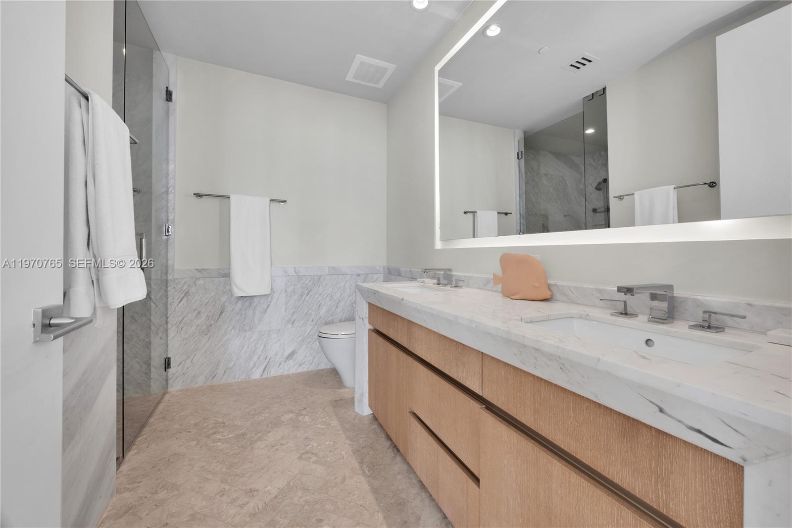 2831 S Bayshore Dr #2201 Miami, FL 33133