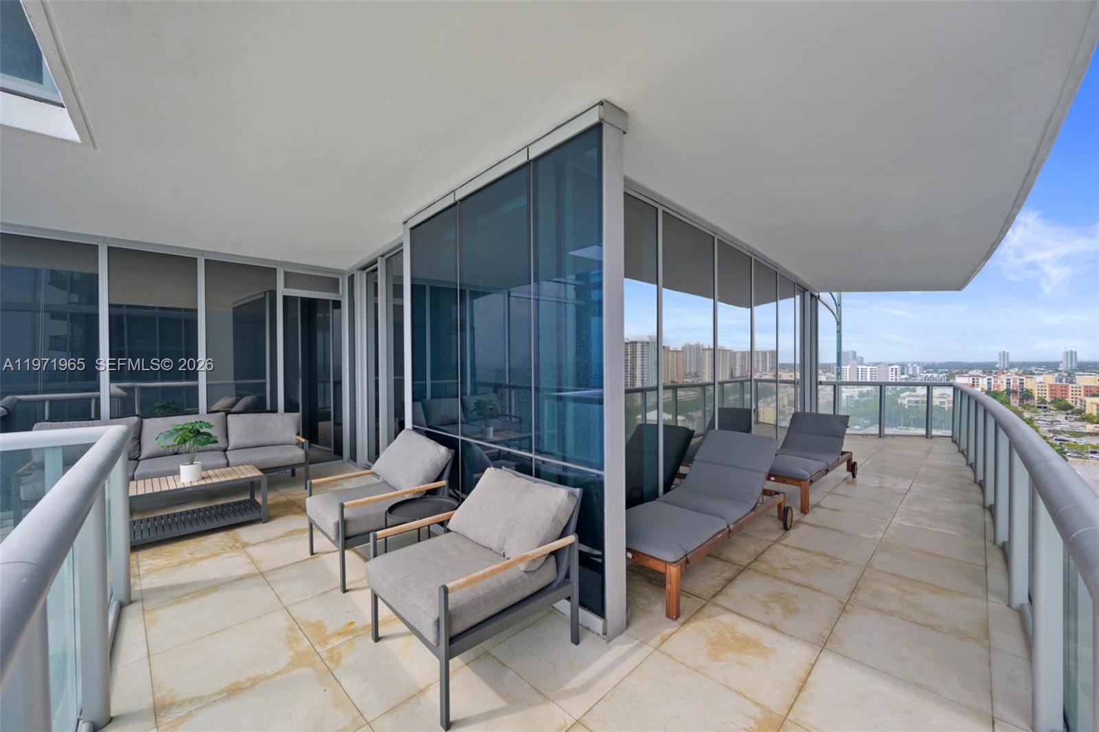 17121 Collins Ave #1508 Sunny Isles Beach, FL 33160