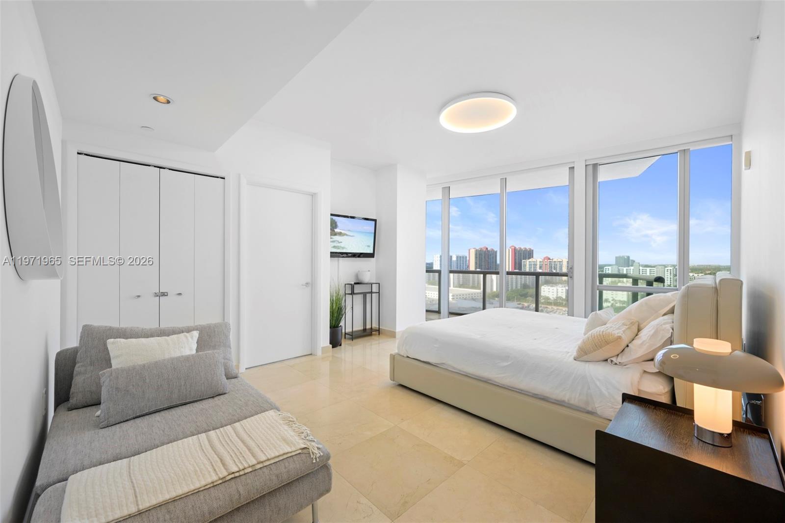 17121 Collins Ave #1508 Sunny Isles Beach, FL 33160