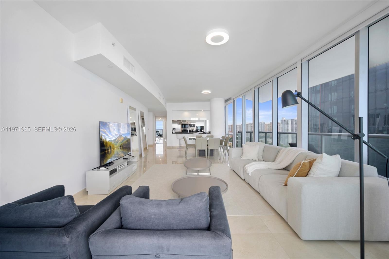 17121 Collins Ave #1508 Sunny Isles Beach, FL 33160