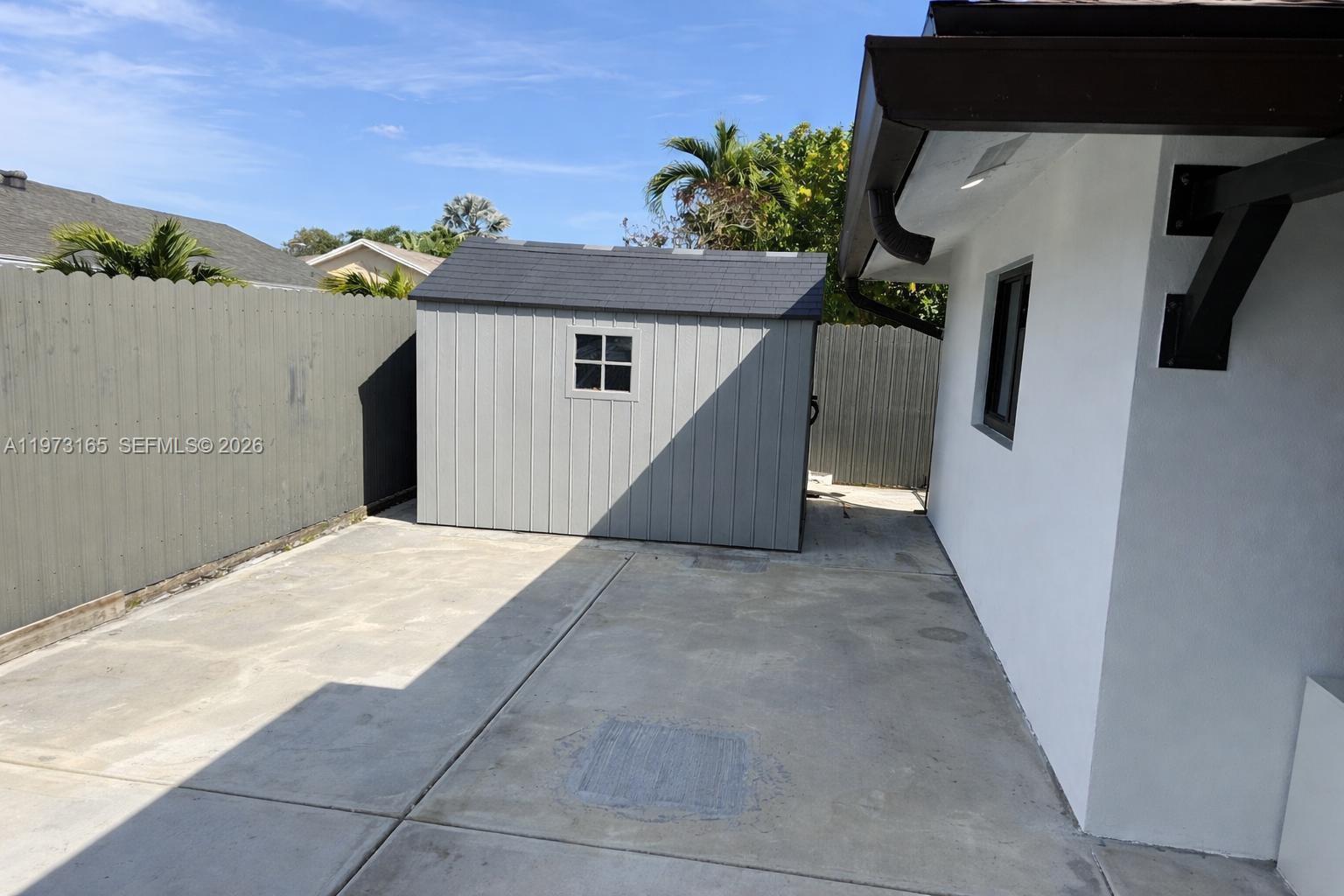 1801 NW 42nd St Oakland Park, FL 33309