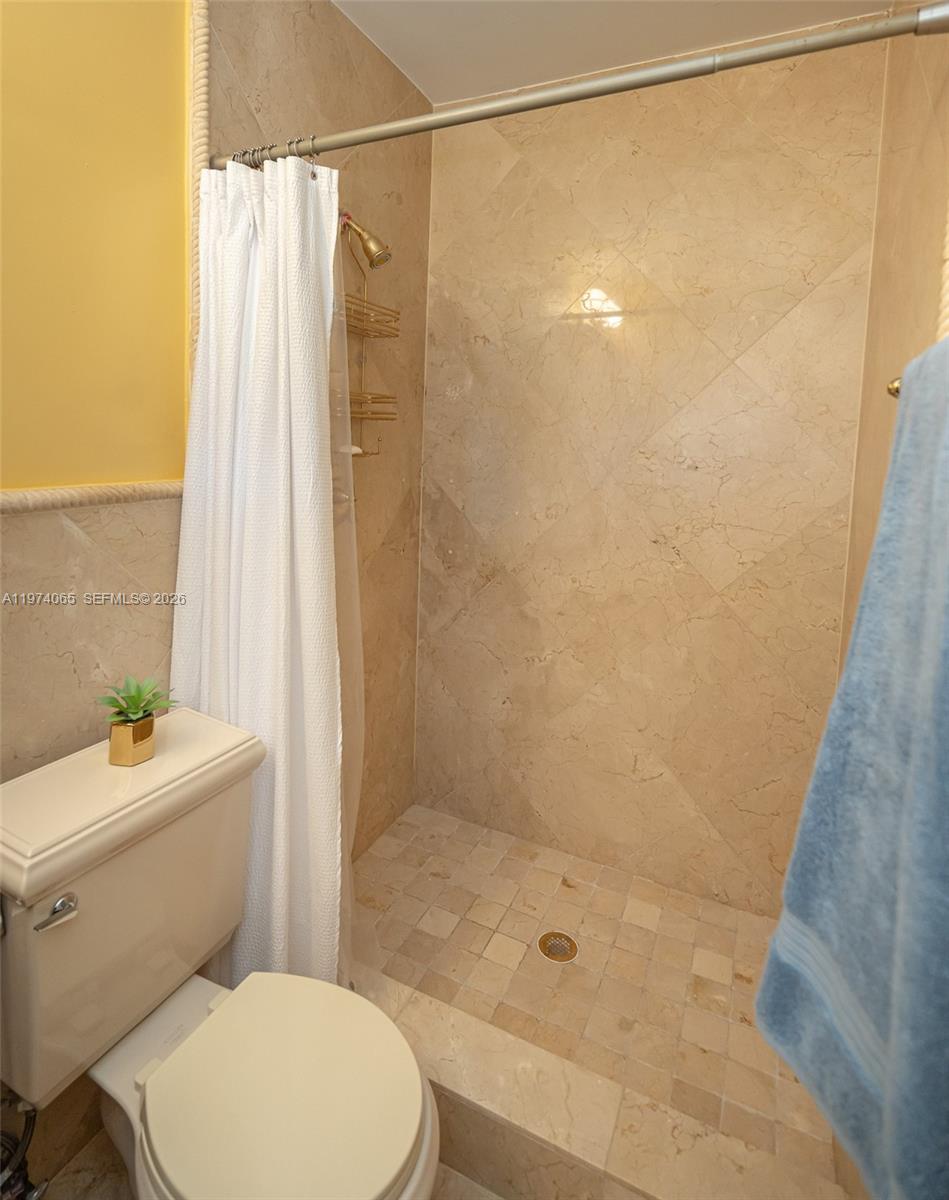 4600 SW 104th Ave Miami, FL 33165