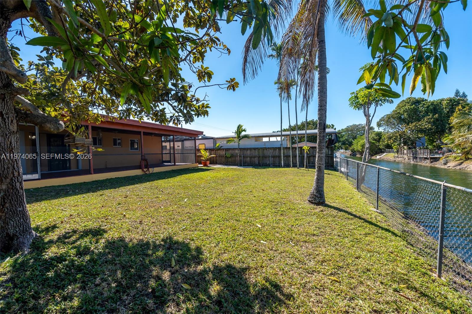 4600 SW 104th Ave Miami, FL 33165