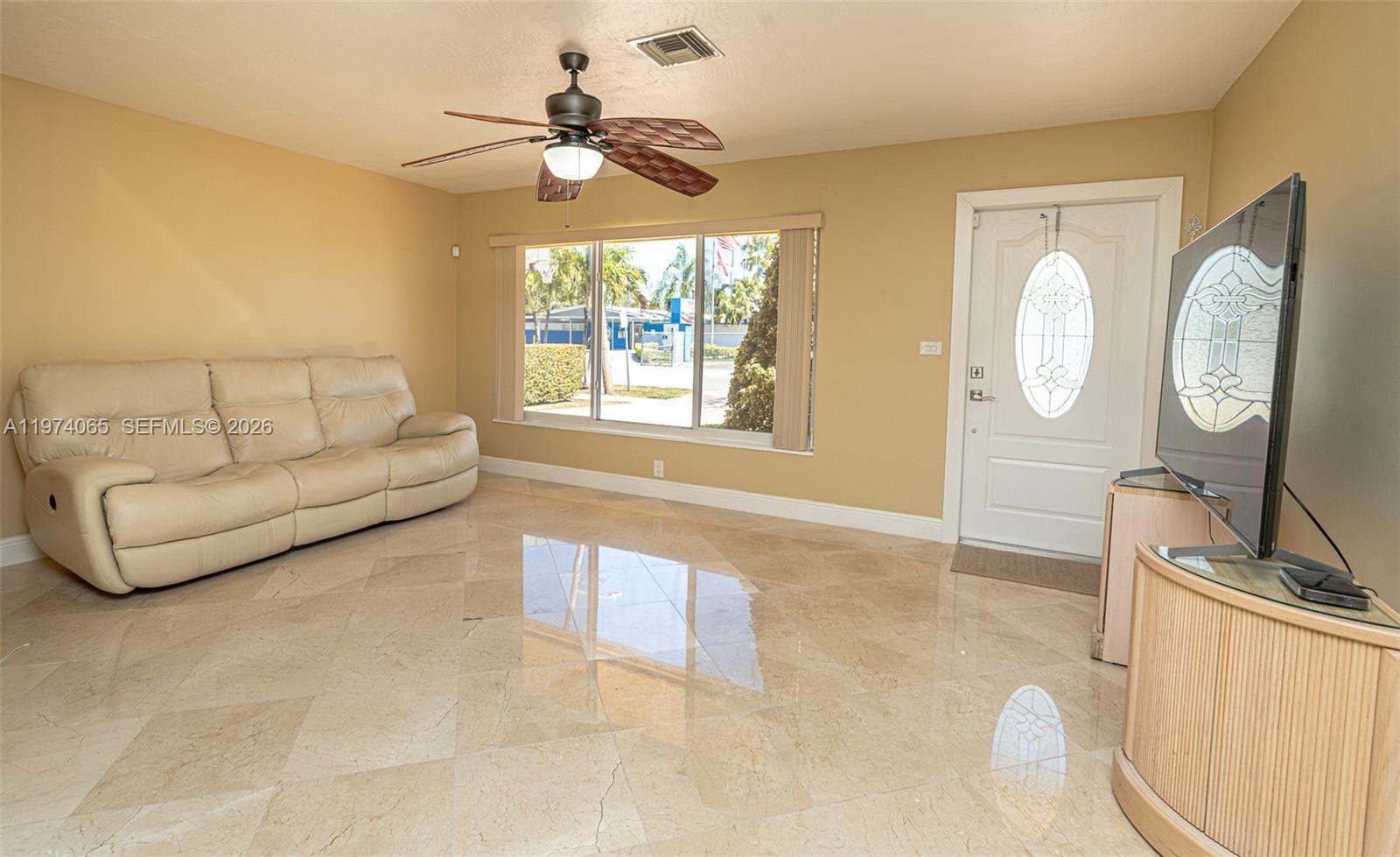 4600 SW 104th Ave Miami, FL 33165