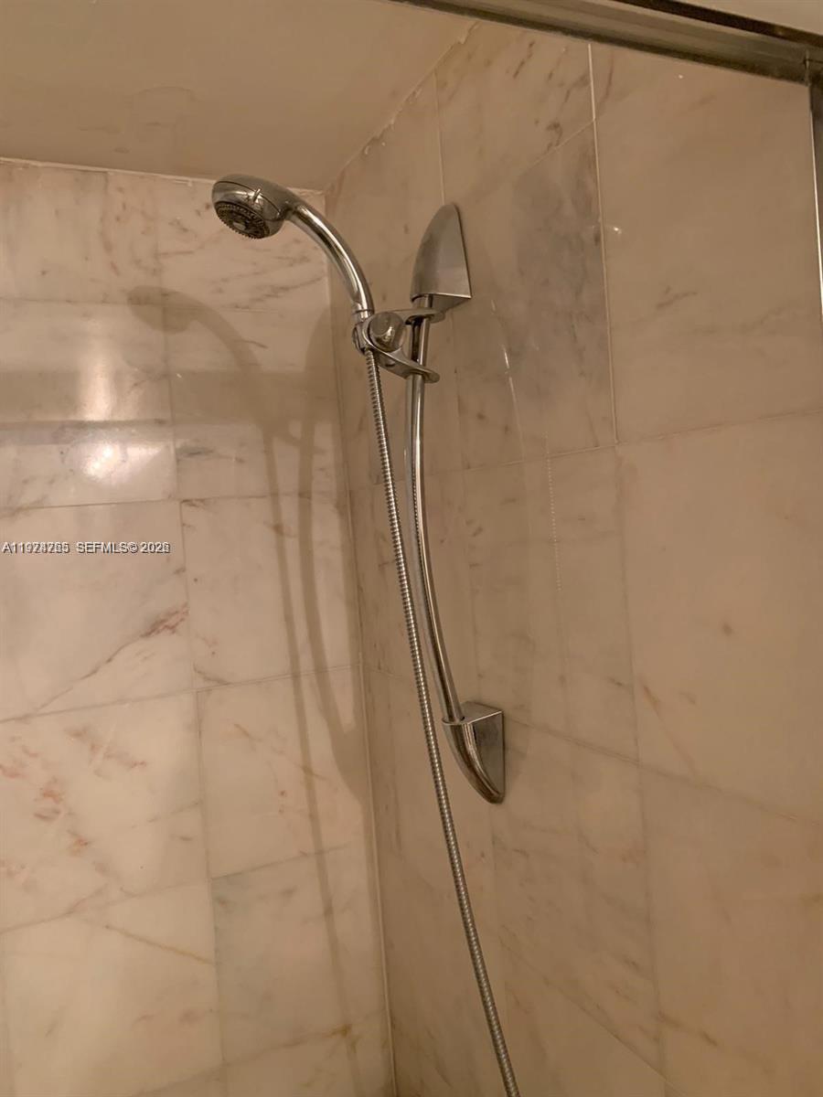 8877 Collins Ave #506 Surfside, FL 33154