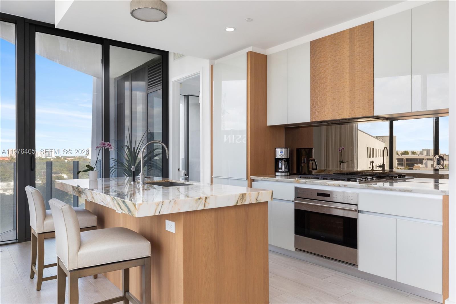 2831 S Bayshore Dr #808 Miami, FL 33133