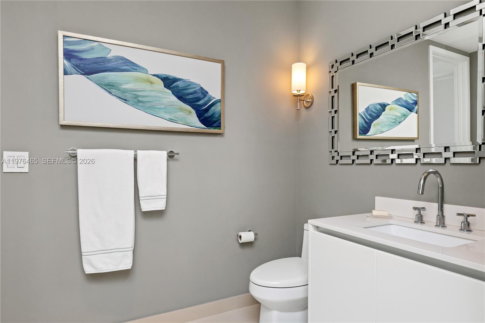 2831 S Bayshore Dr #808 Miami, FL 33133