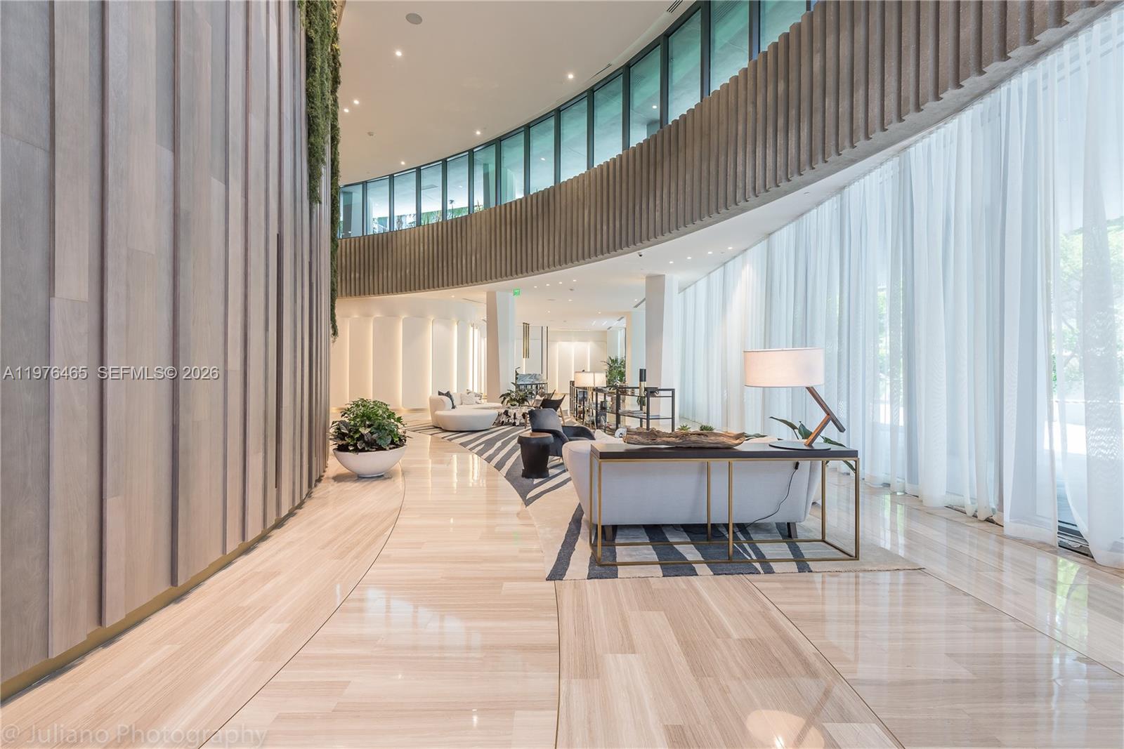 2831 S Bayshore Dr #808 Miami, FL 33133