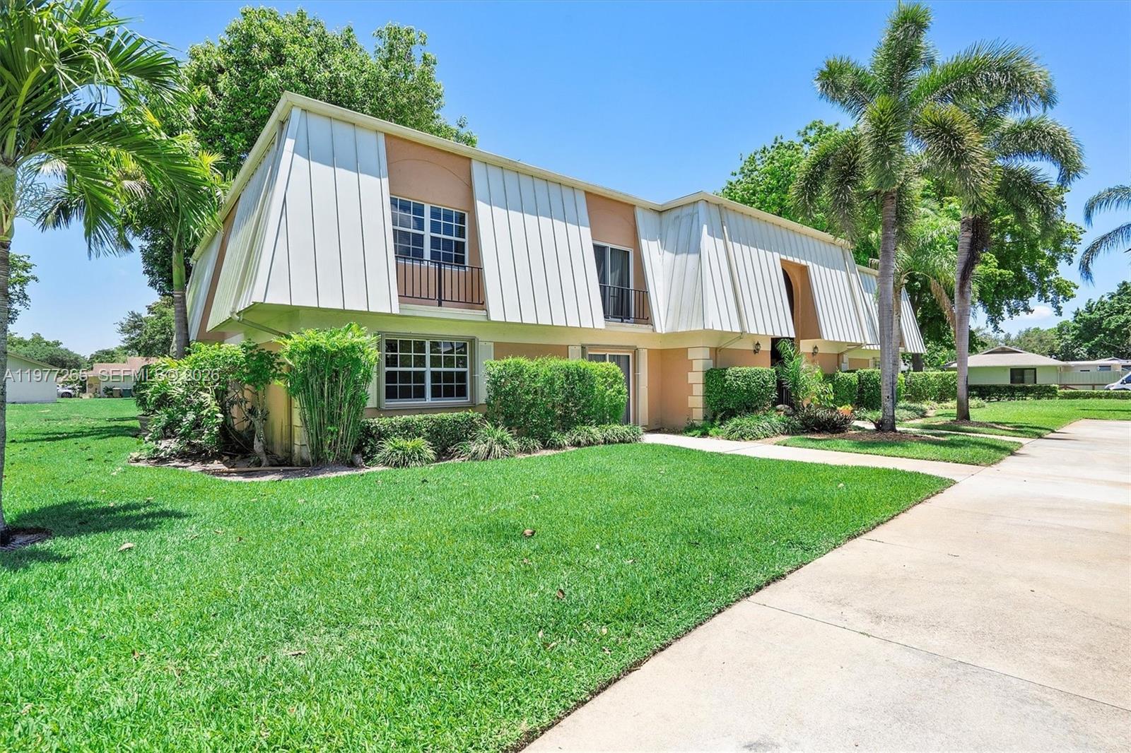 3660 Citrus Trce #4 Davie, FL 33328