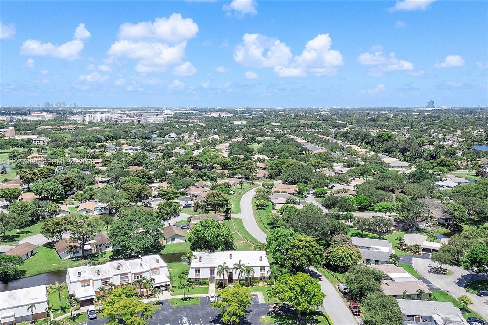 3660 Citrus Trce #4 Davie, FL 33328