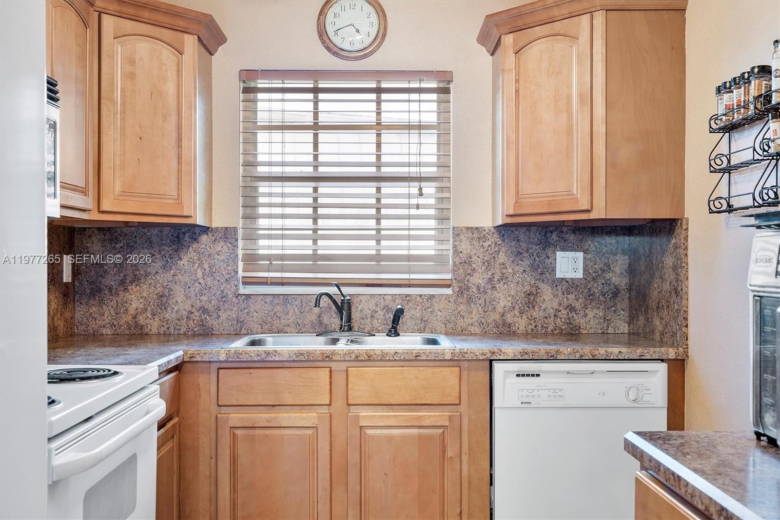 3660 Citrus Trce #4 Davie, FL 33328