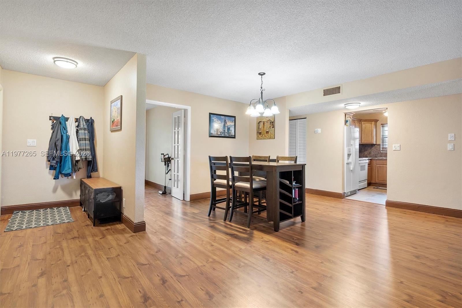 3660 Citrus Trce #4 Davie, FL 33328