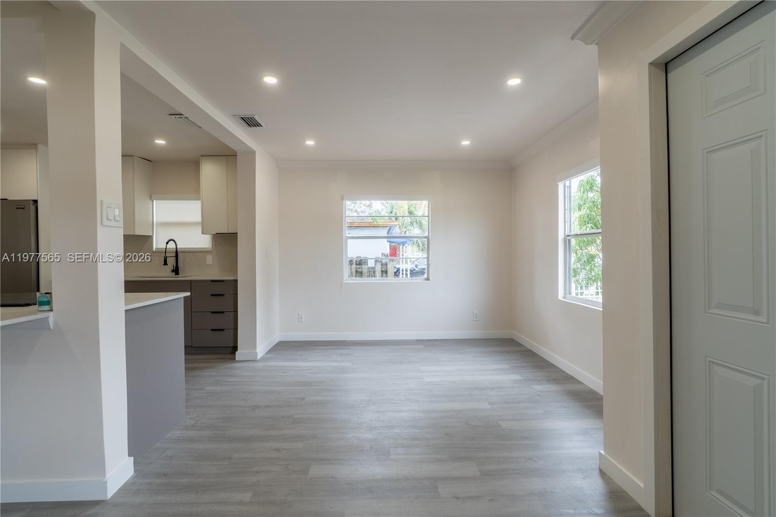 Undisclosed Address Miami Gardens, FL 33054