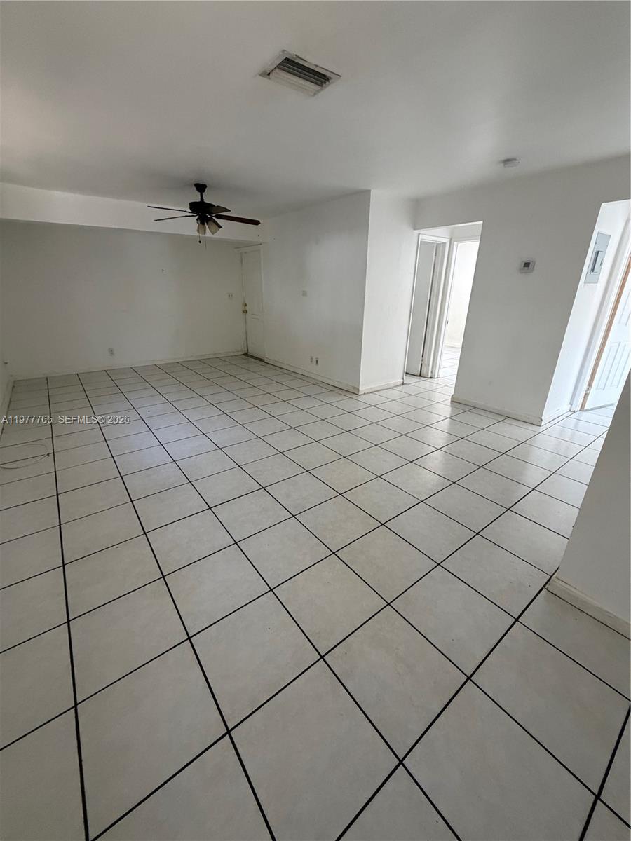 3021 NE 7th Ave Pompano Beach, FL 33064