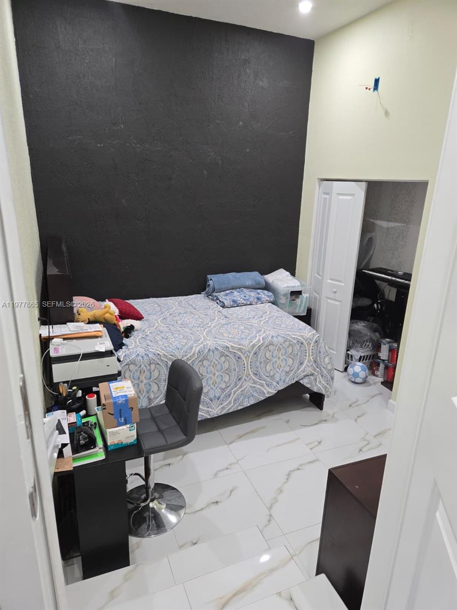 1166 SW 7th Ave Florida City, FL 33034