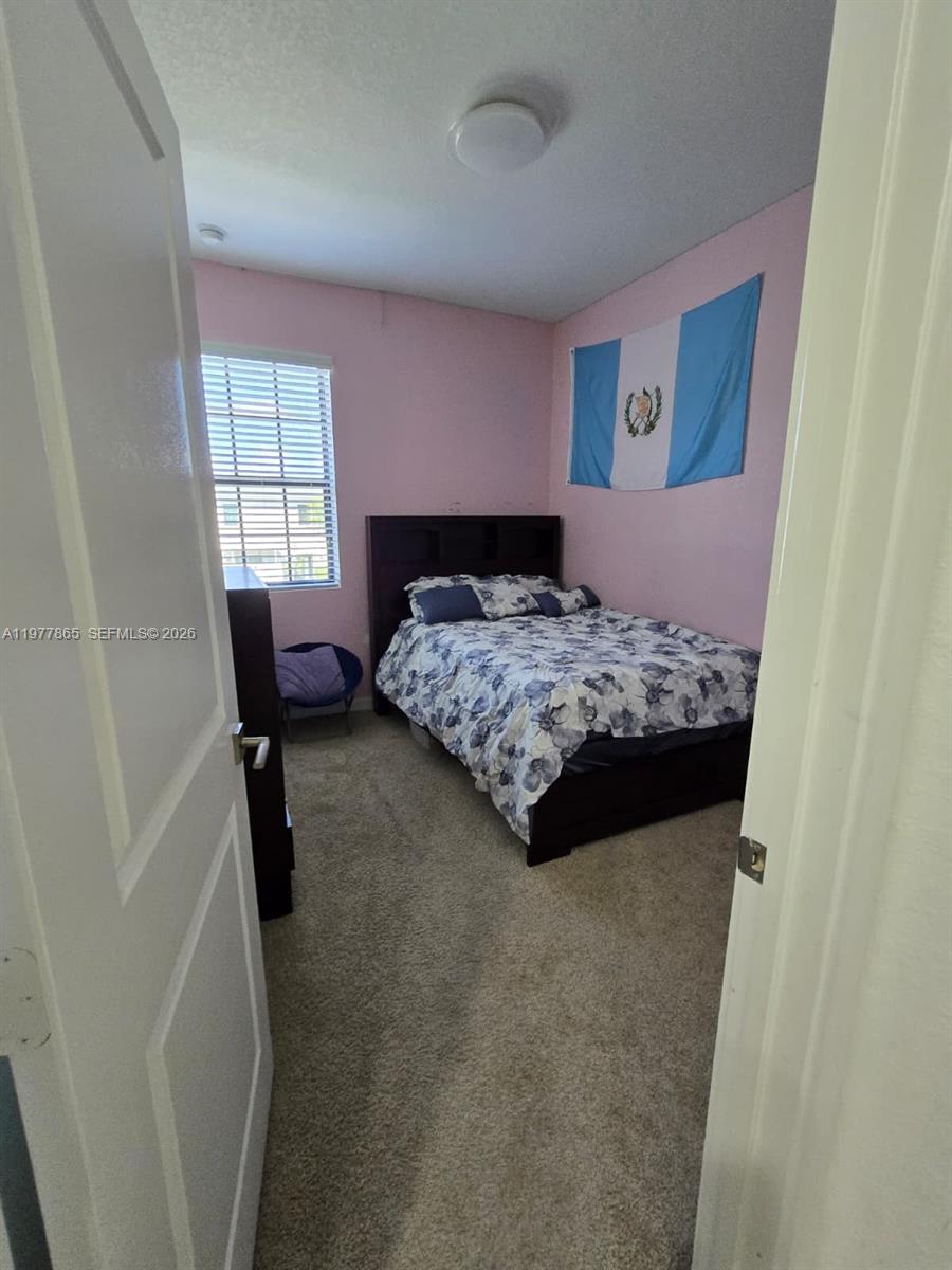 1166 SW 7th Ave Florida City, FL 33034