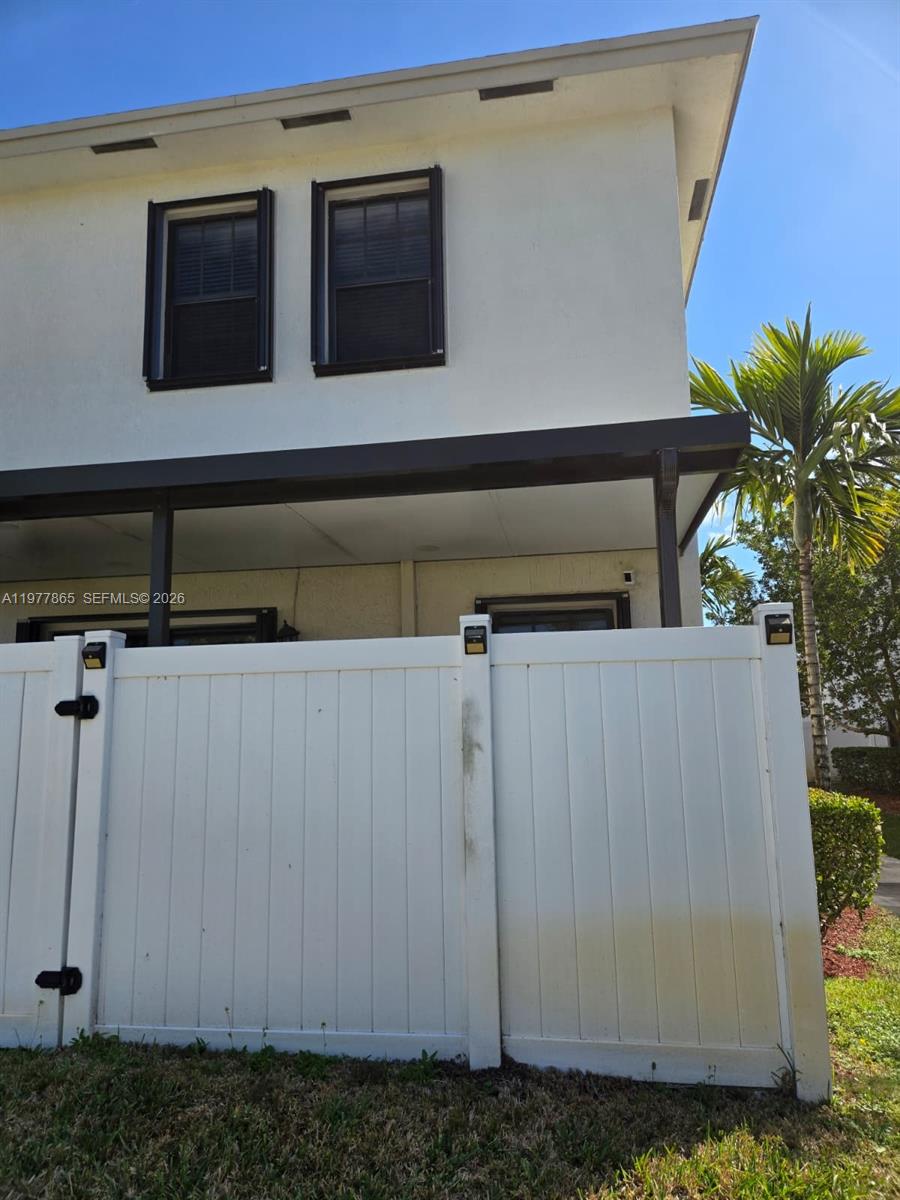 1166 SW 7th Ave Florida City, FL 33034