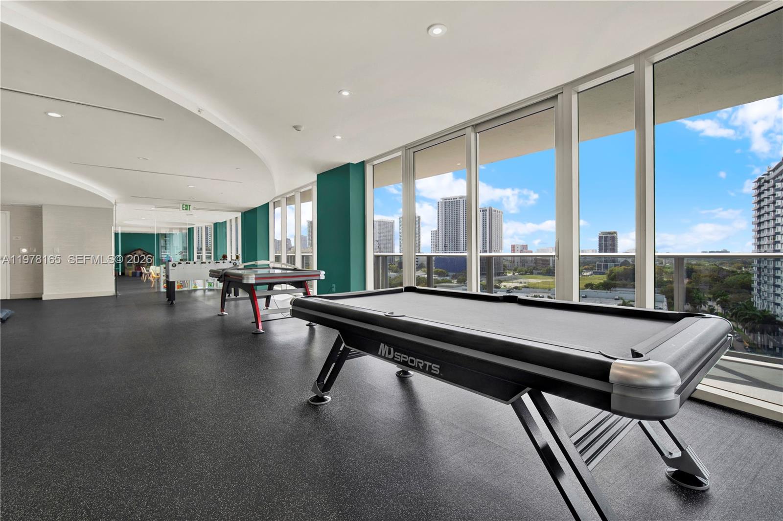 image Aria on the Bay30