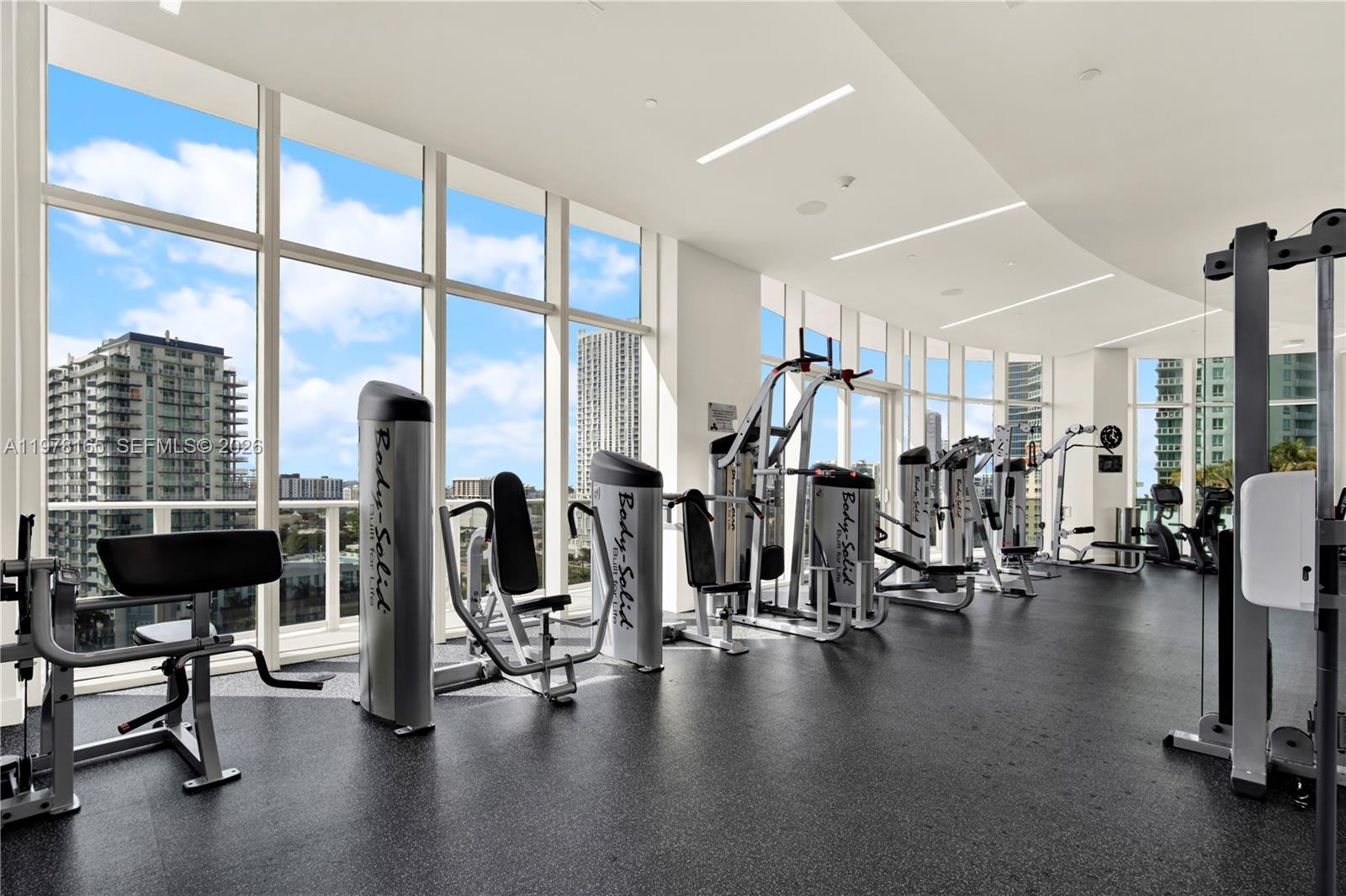 image Aria on the Bay35