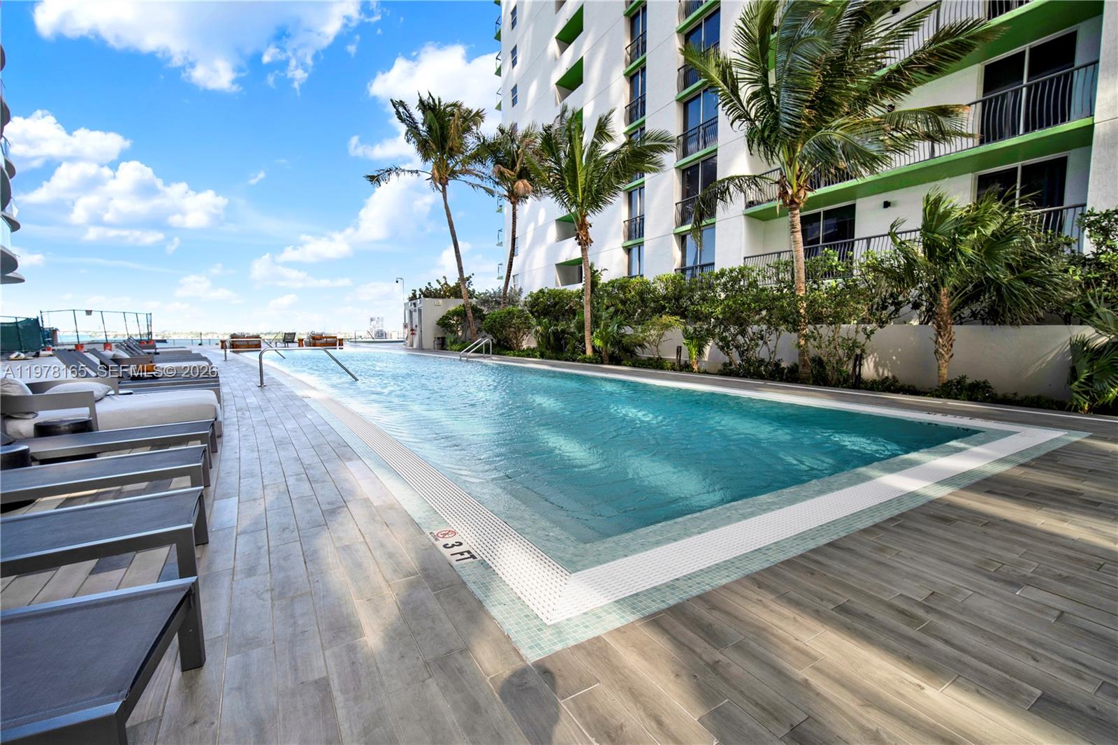 image Aria on the Bay41