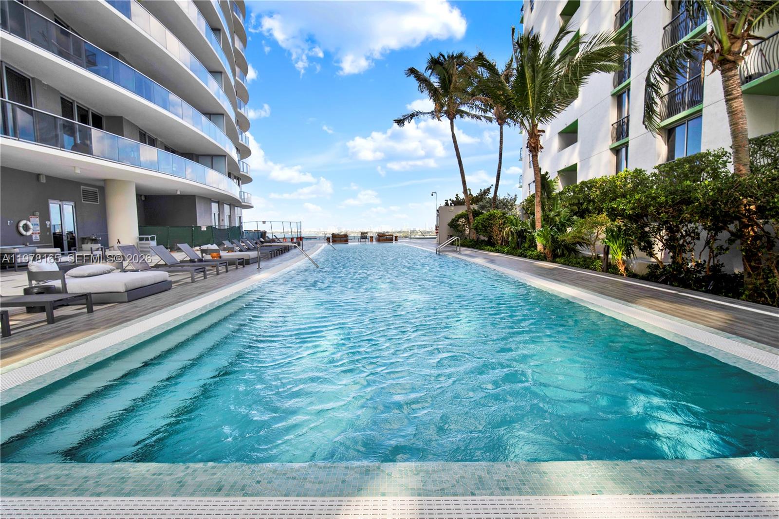 image Aria on the Bay42