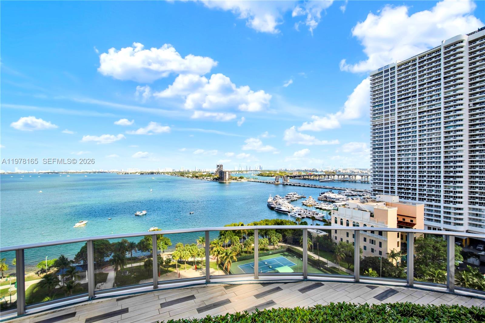 image Aria on the Bay47