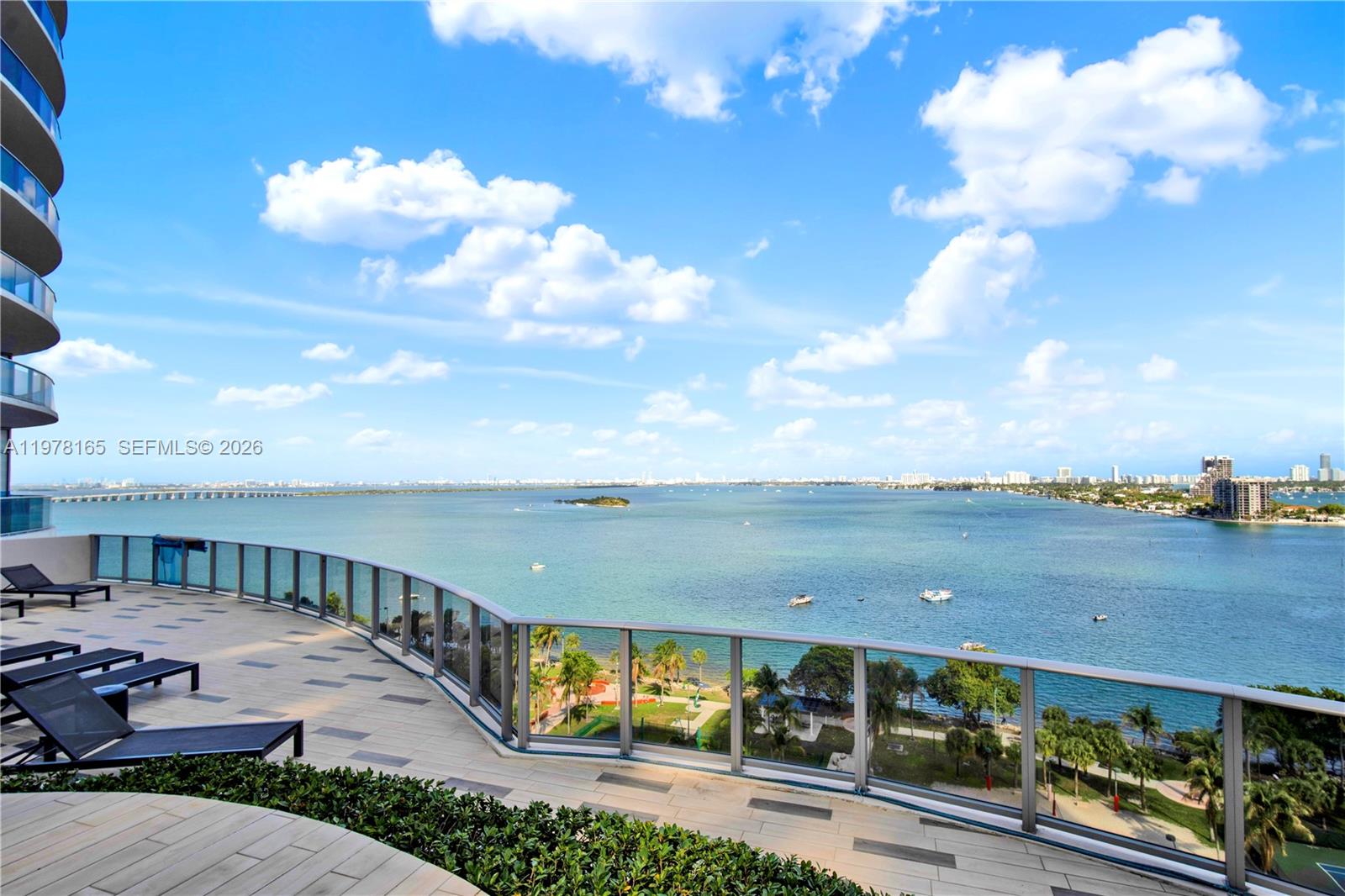 image Aria on the Bay50