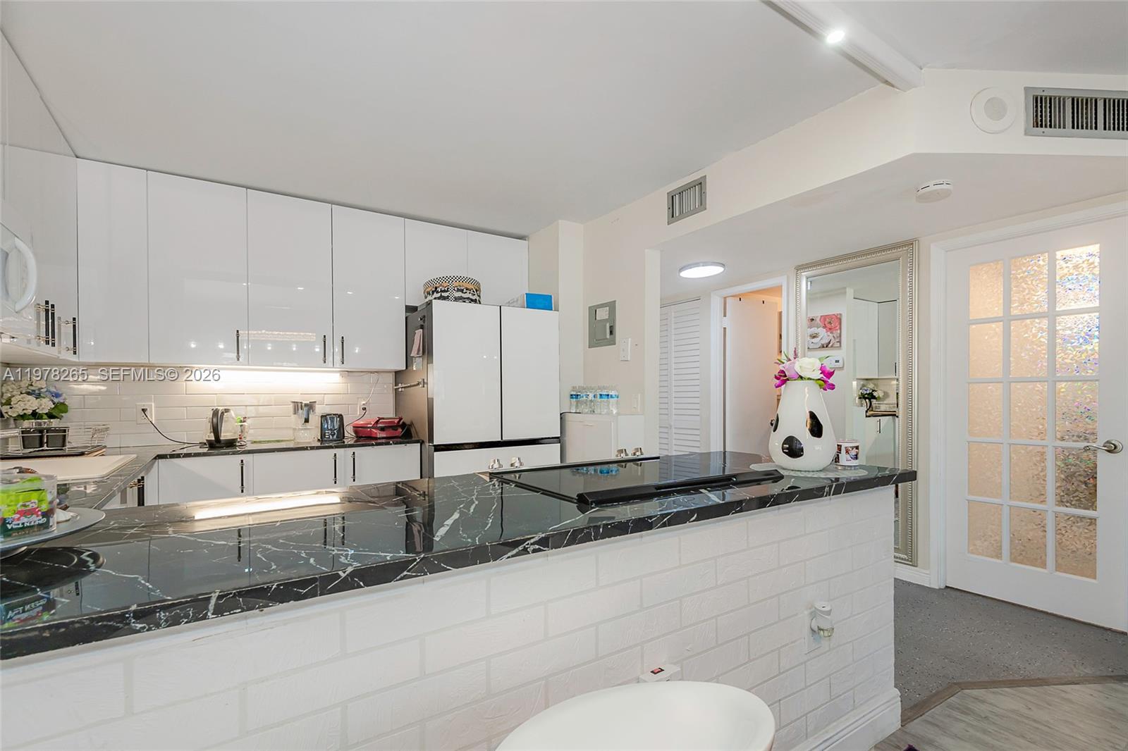 2801 NE 183rd St #1108W Aventura, FL 33160