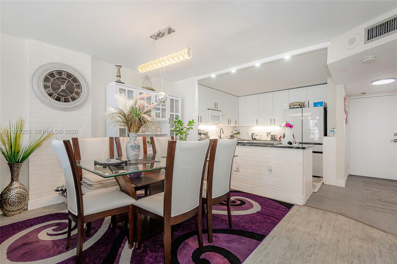 2801 NE 183rd St #1108W Aventura, FL 33160