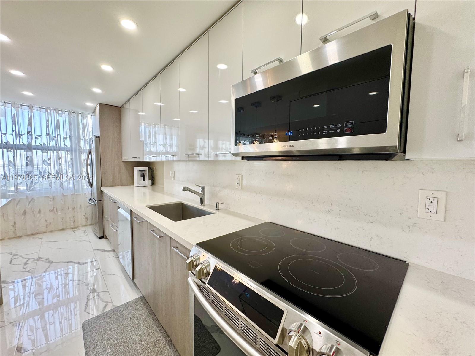 image Winston Towers 40015