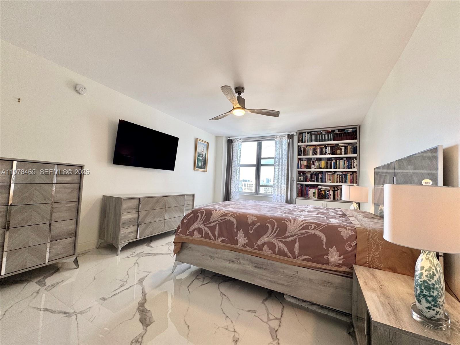 image Winston Towers 40018