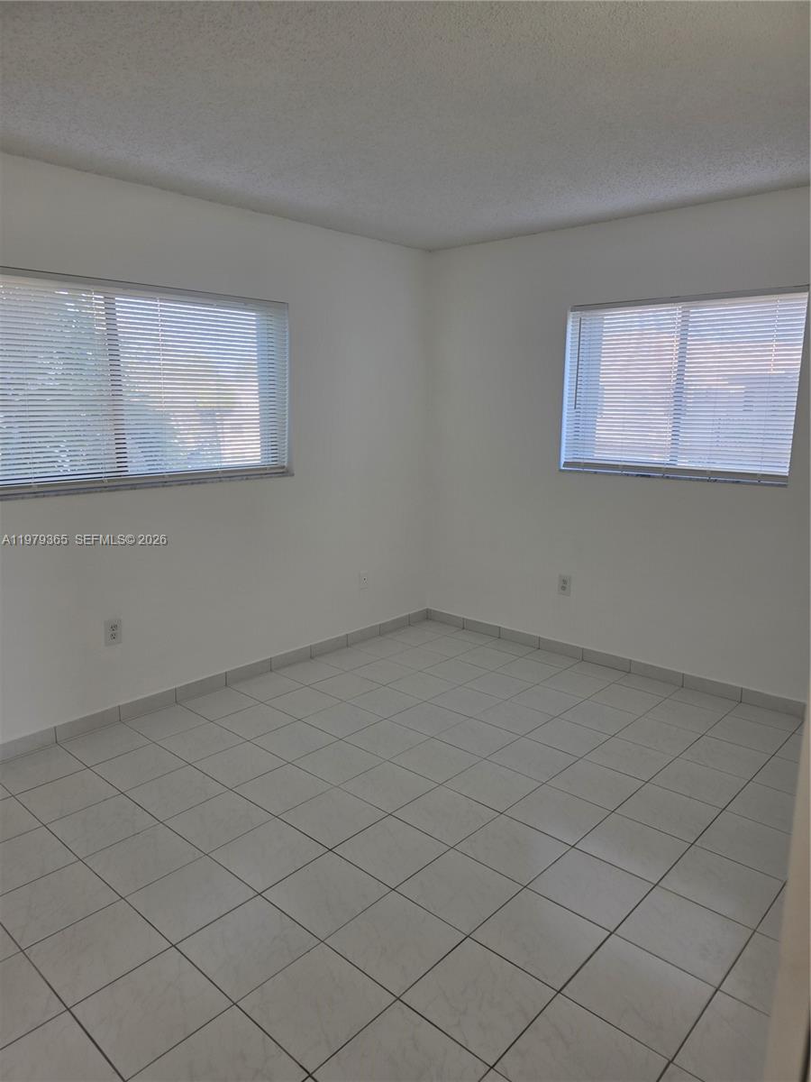 8015 SW 107th Ave #313 Miami, FL 33173